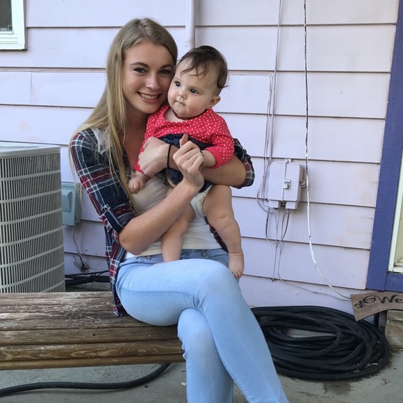 Meet your Posher, Kaleigh - Picture 1 of 1